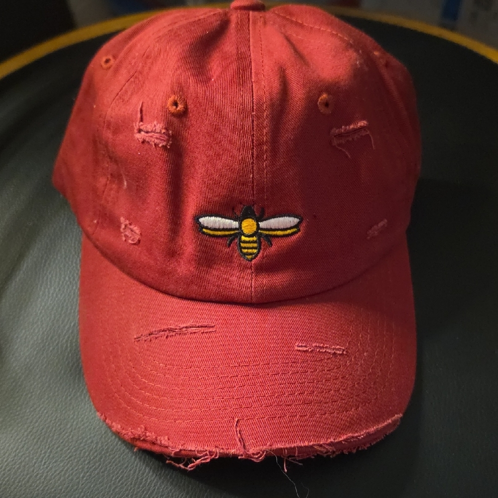Red Bee Embroidered Distressed Baseball Cap - Men Accessories